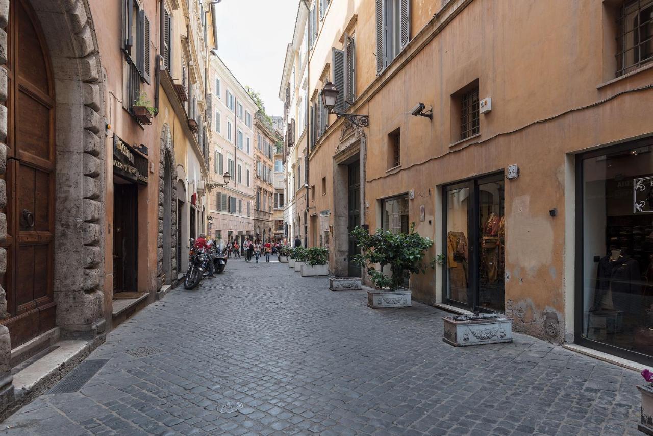 Apartment A Peaceful Retreat 2 Minutes From Piazza Navona - Fromhometorome Rom